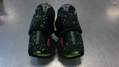 Used Bauer VAPOR Junior Elbow Pads MD 11339-S000194580