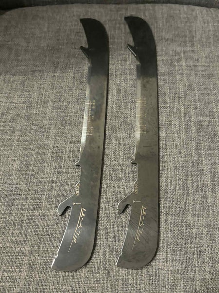 Bauer Fly Ti Pro Stock Hockey Steel Runners, Size 263 XL