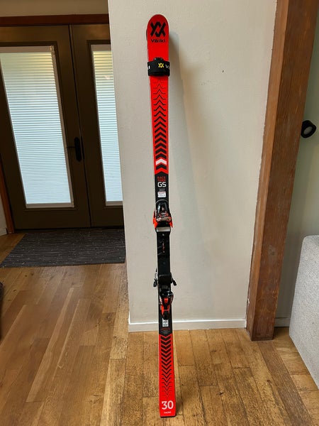 Women's 2023 Volkl 188 cm Racetiger GS Skis With Bindings Max Din 18 (Used)