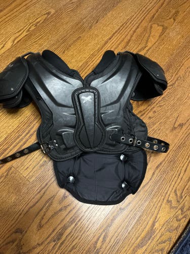 Medium Adult Xenith Velocity 2 Shoulder Pads with Battle Backplate (Used)