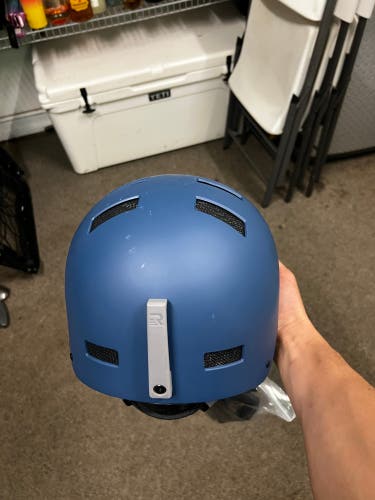 Unisex Large Helmet (New)