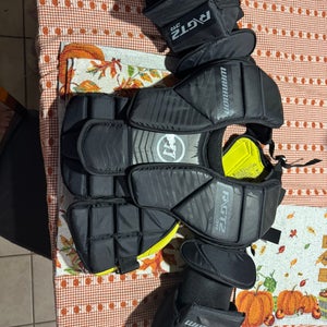 Small / Medium 2024 Warrior Ritual G2 Goalie Chest Protector (Used)