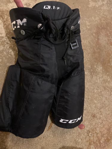 Junior Medium CCM QLT 230 Hockey Pants (Used)