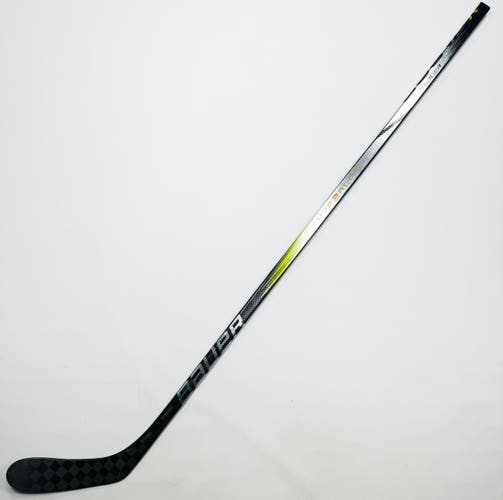 New Custom Bauer Vapor Hyperlite Hockey Stick-RH-P28-70 Flex-Grip W/ Full Tactile