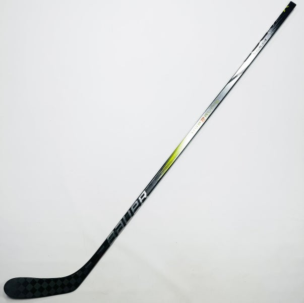 New Custom Bauer Vapor Hyperlite Hockey Stick-RH-P28-70 Flex-Grip W/ Full Tactile
