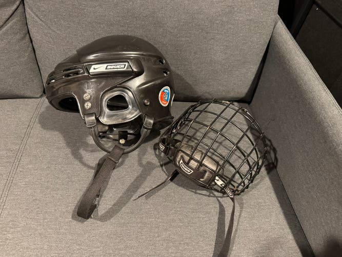 Medium Nike Helmet (Used)