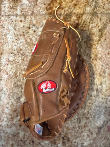 Nokona RH First Base Baseball Glove 14" (New)