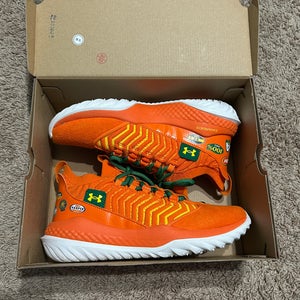 Orange Men's Size M 8.0 (W 9.0) Adult Under Armour Bryce harper High Top Turf Cleats (New)