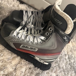 Bauer Vapor X5.0 Hockey Skates Regular Width 7 (New)