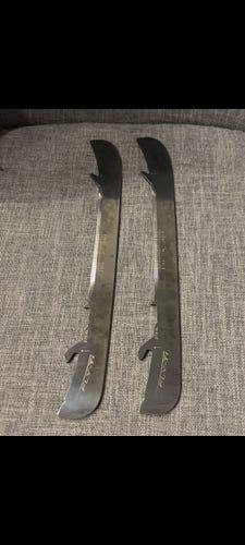 Bauer Fly Ti Pro Stock Hockey Steel Runners, Size 272 XL