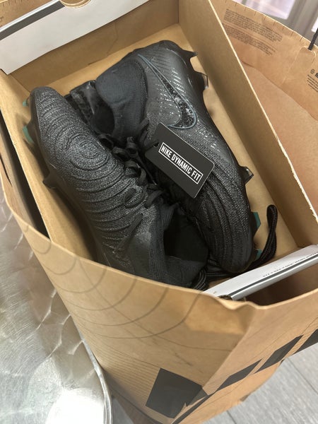 Black Men's Size M 9.0 (W 10.0) Nike Phantom GX Cleats (New)