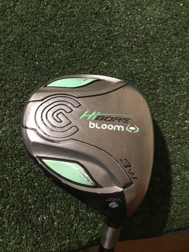 Cleveland Ladies Hibore Bloom 3 Wood YSQt 49g Graphite Design Shaft (42)