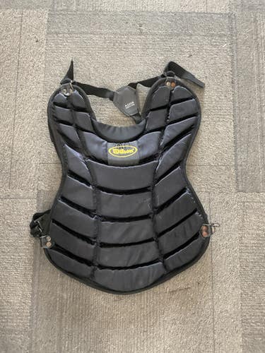 Used Wilson A3280 Catchers Chest Protector Black Intermed 11614-S000222978