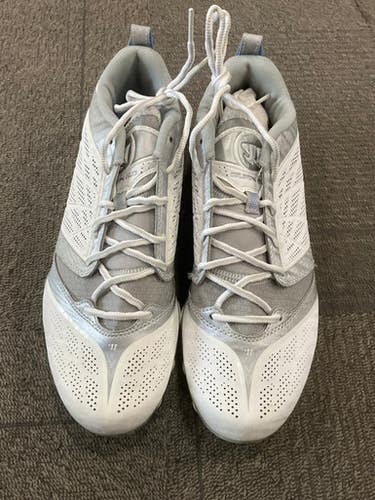 Used New Balance BURN 6.0 LAX Cleats Mens White Senior 9.5 11614-S000222961