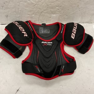 Used Bauer VAPOR X700 Junior Shoulder Pads Black And Red SM 11855-S000192102