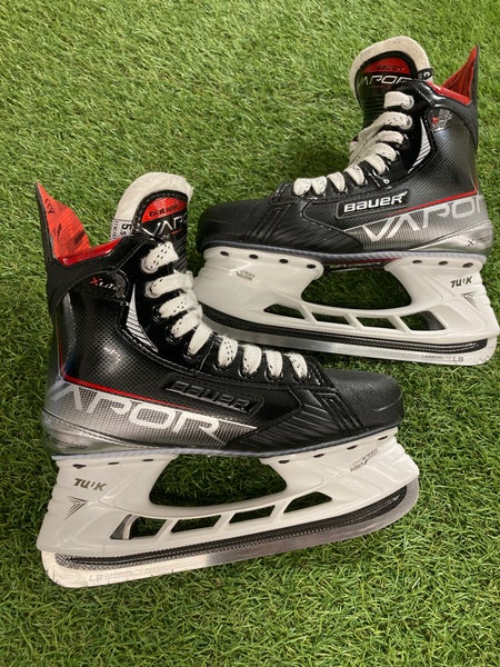 Intermediate Bauer Vapor X Shift Pro Hockey Skates Size 5.5 (New)
