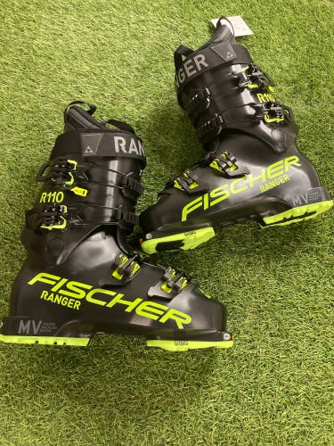 Mondo 27 & 27.5 Men's Fischer Ranger 110 GW DYN Ski Boots Medium Flex (New)