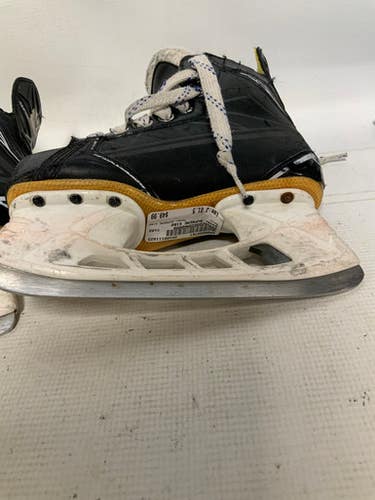 Used Bauer SUPREME S160 Junior Hockey Skate Junior 01.5 11823-S000034787