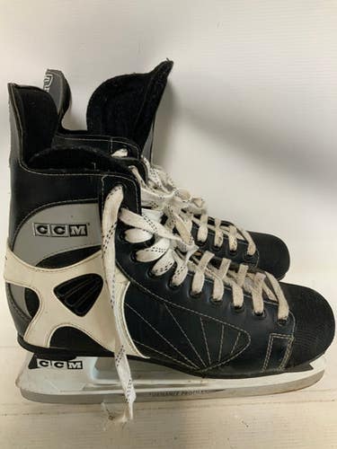 Used CCM 52 Senior Hockey Skate Senior 12 11823-S000034745