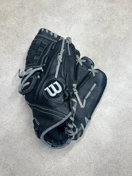 Wilson A600 RH Infield Baseball Glove 12" (Used)