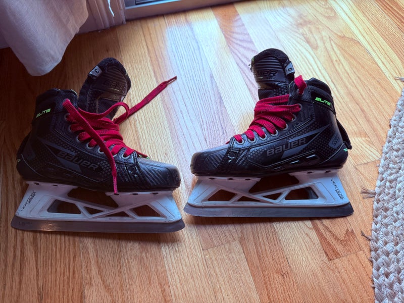 Bauer Elite Hockey Goalie Skates Regular Width Size 3 (Used)