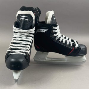 CCM RBZ 40 Size 4 Intermediate Hockey Skates