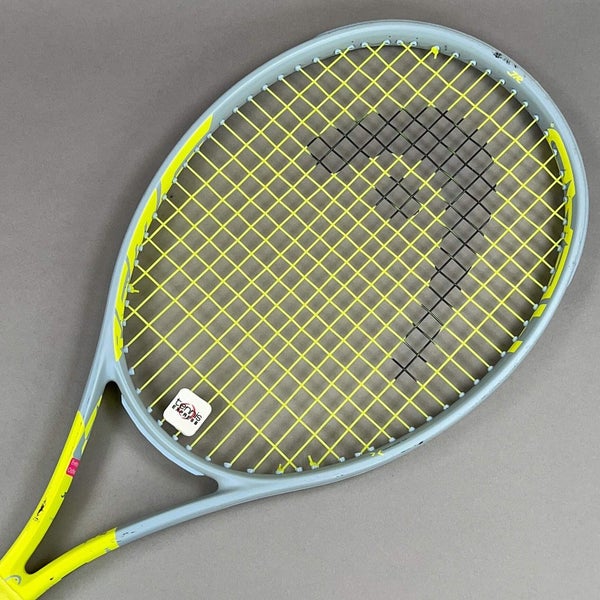 Head Extreme Jr Tennis Racket 3 7/8" Grip & 100in Head Size