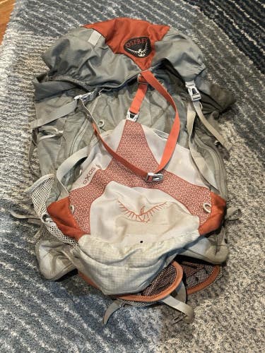 Osprey Exos 58L Large Ultralight BackpackElite Performance Exceptional Design