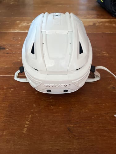 *Great Condition* Medium Bauer Re-Akt 150 Helmet Pro Stock (White)