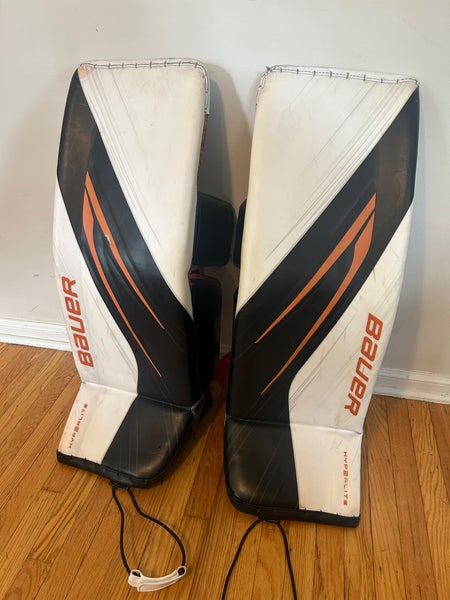 Large 2024 Bauer Hyperlite 2 Goalie Leg Pads (Used)