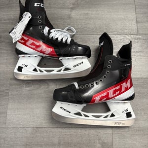 New CCM JetSpeed FT4 Pro Hockey Skates Regular Width Pro Stock Kadri 8.5