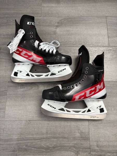 New CCM JetSpeed FT4 Pro Hockey Skates Regular Width Pro Stock Kadri 8.5