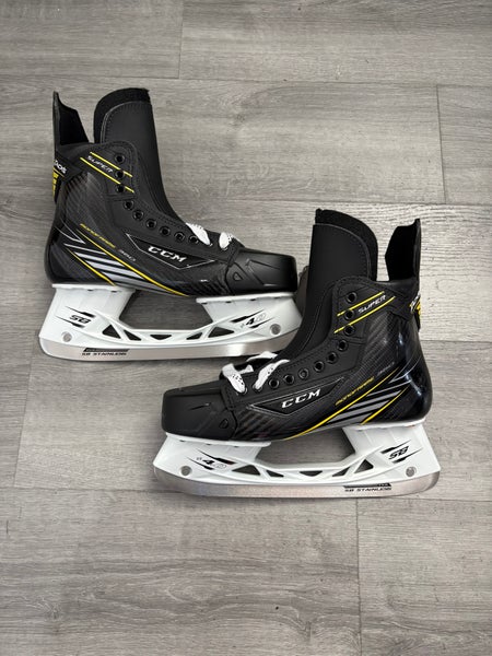 New CCM Super Tacks Hockey Skates Wide Width Pro Stock Fischer 10.5