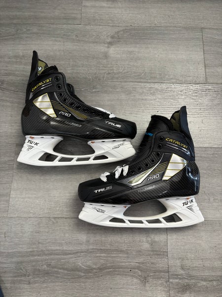 New True Catalyst Pro Hockey Skates Regular Width Pro Stock Helm 9