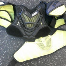 Used Bauer ULTRA SONIC SUPREME Junior Shoulder Pads MD 11339-S000195203
