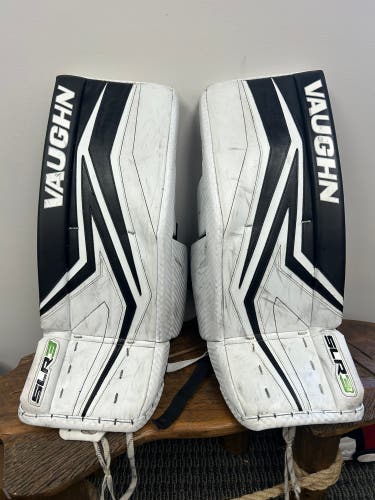 24" 2023 Vaughn Velocity V3 Goalie Leg Pads (Used)