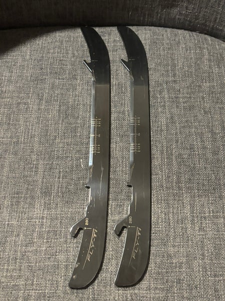 Bauer Fly-Ti Size 280 Hockey Steel Runners Great Condition