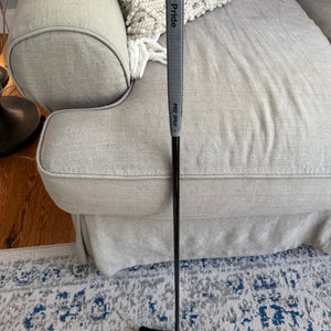 Black Unisex TaylorMade Spider Tour Mallet Right Handed Putter 34" (Used)