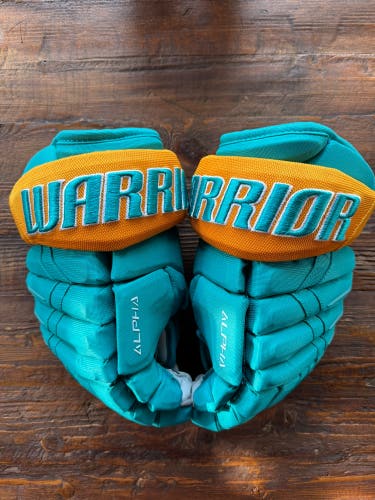 SJ Sharks Reverse Retro Warrior Alpha DX Gloves 13" Pro Stock (New)