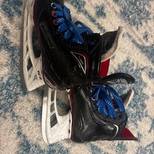 Bauer Vapor X500 Hockey Skates Size 1.5 (Used)