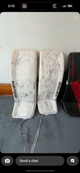 34" Bauer Hyperlite Goalie Leg Pads (Used)