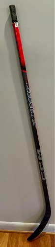 Intermediate CCM Jetspeed FT670 Left Hand Hockey Stick P28 (New)