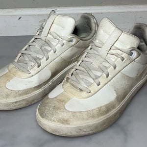 Lululemon size 11 men’s shoes / used / cleaner in person!!!