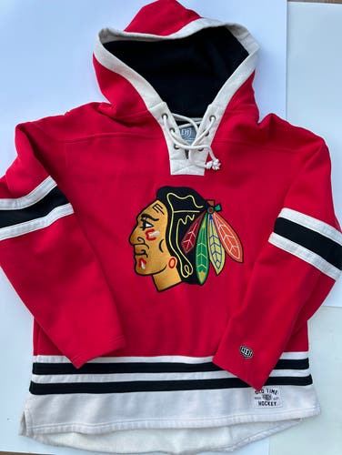 NWT Old time hockey Blackhawks hoodie size L