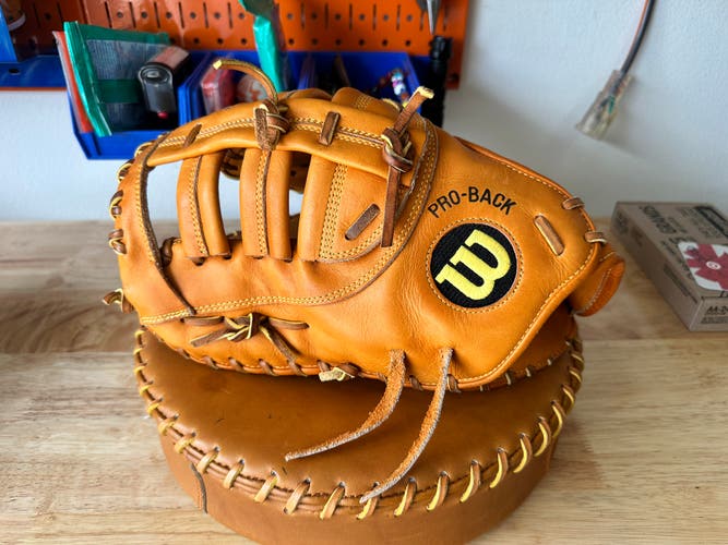 Wilson A2000 2800 Pro Stock - LH First Base Baseball Glove 12"