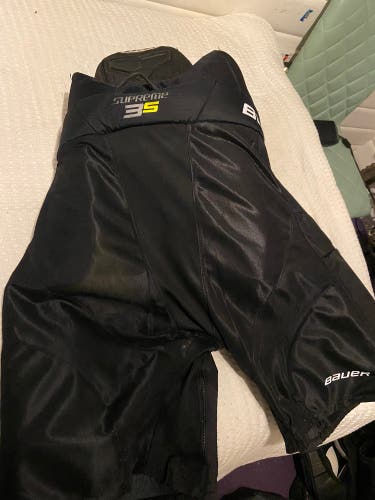 Men's Senior Medium Bauer Supreme 3S Hockey Pants (Used)