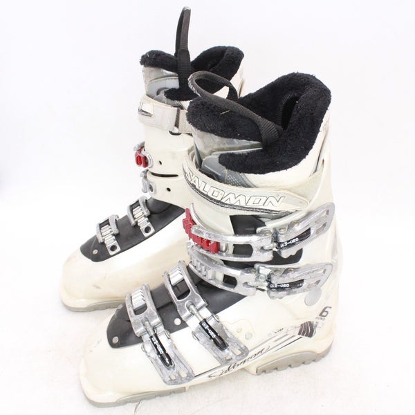 Salomon Irony 6 Womens Ski Boots- Size 7.5 /Mondo 24.5 Used