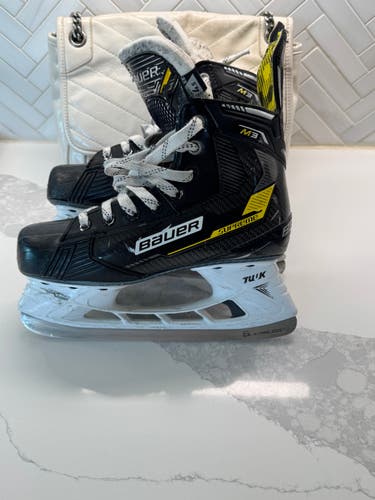 2024 Bauer Supreme M4 Hockey Skates Extra Wide Width Size 4.5 (Used)