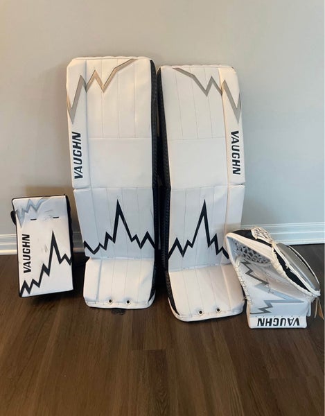 35" Vaughn Goalie Leg Pads