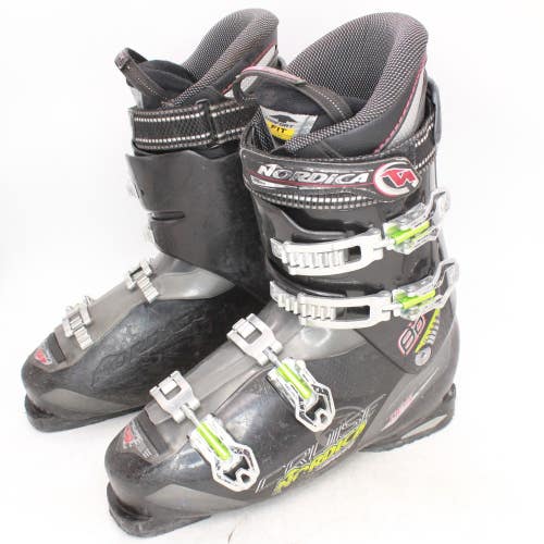 Nordica Cruise 80 Ski Boots - Size 11.5 / Mondo 29.5 Used